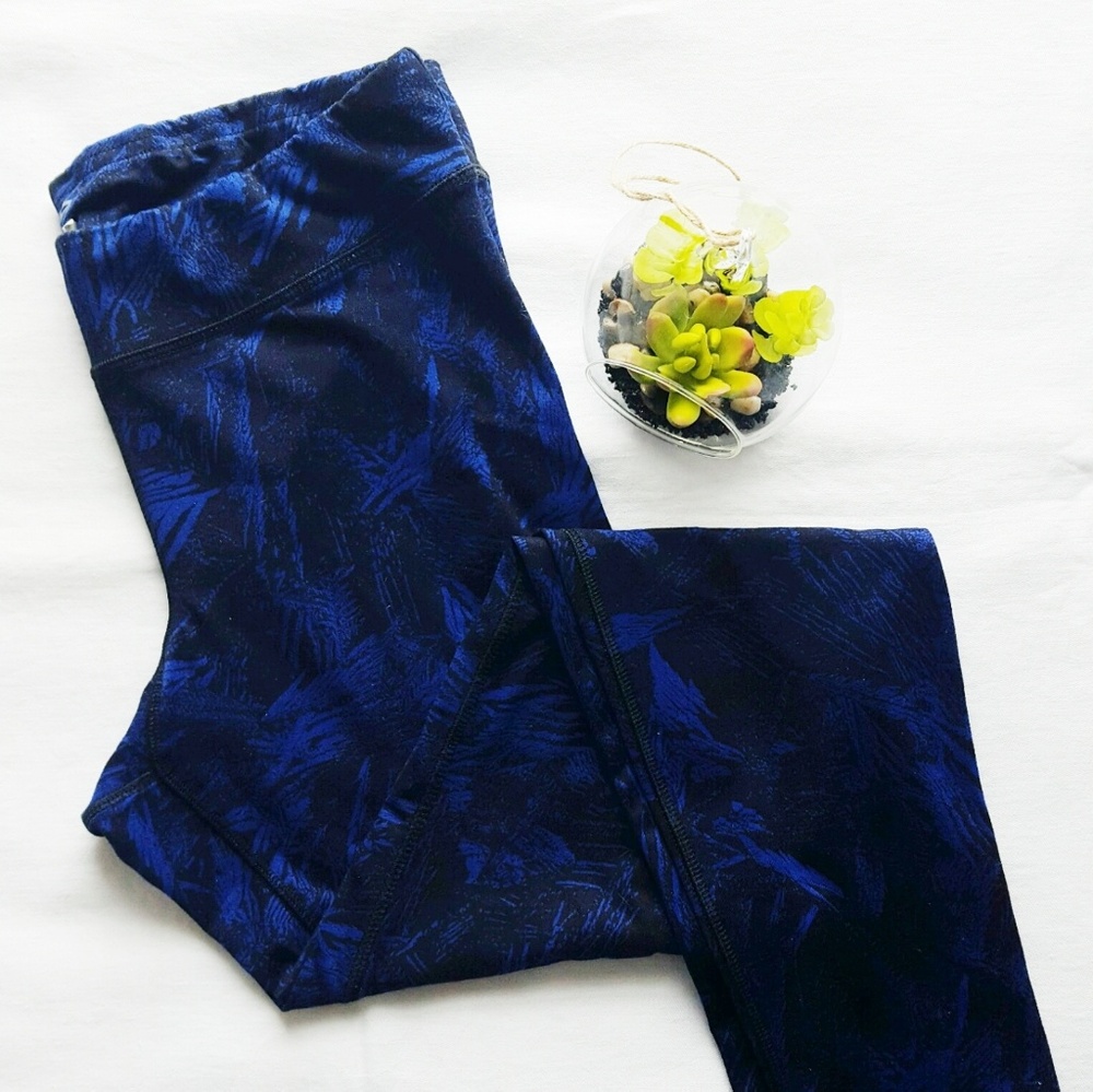 Patterned leggings